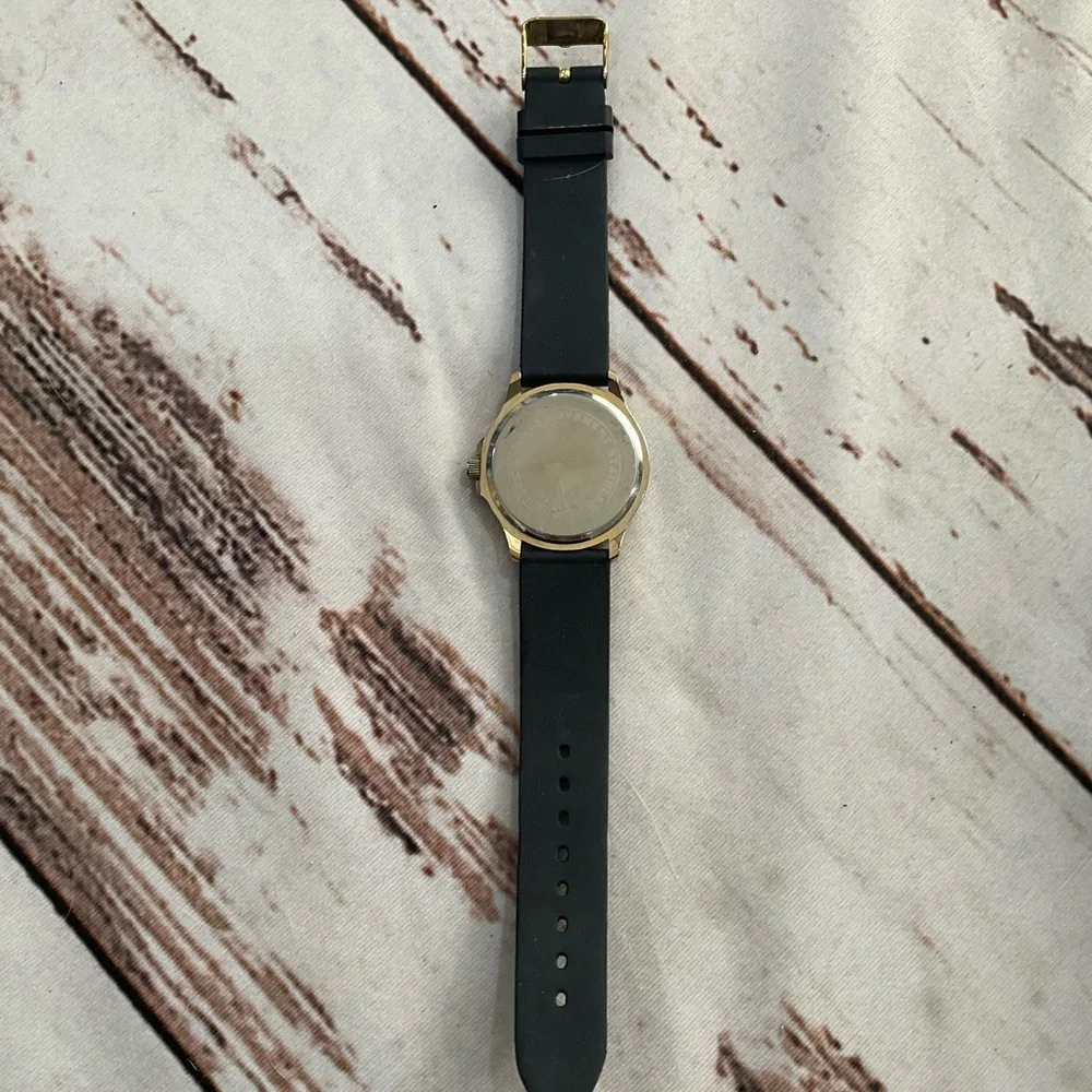BLACK SILICONE‎ POLKA DOT FASHION WATCH